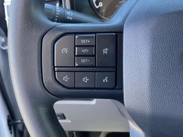 2026 Oxford White Ford Super Duty F-250 SRW XL 4X4 Truck