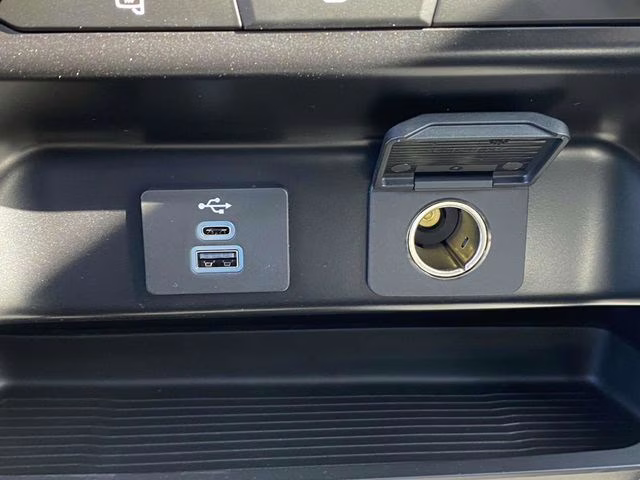 2026 Oxford White Ford Super Duty F-250 SRW XL 4X4 Truck