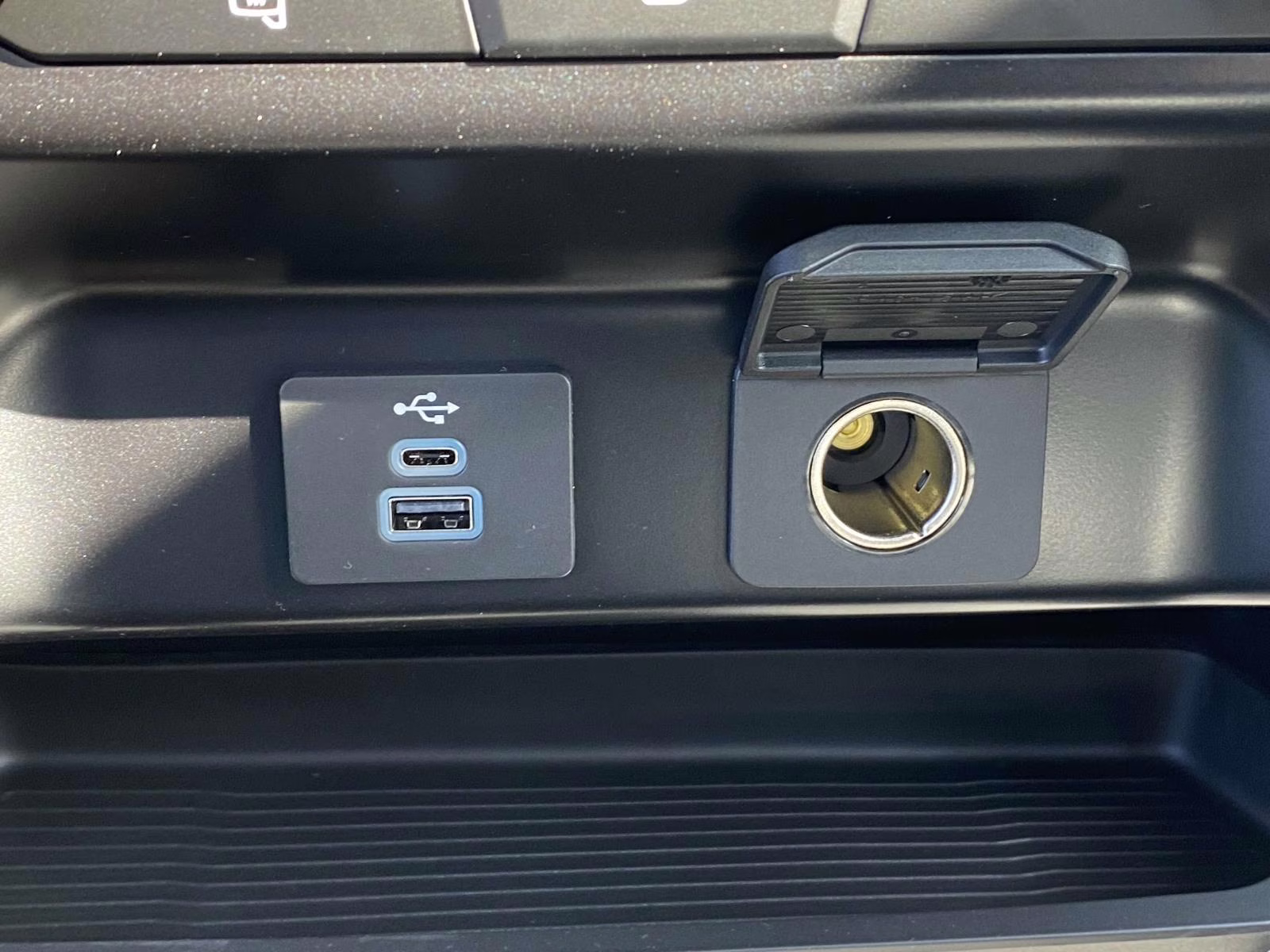 2026 Oxford White Ford Super Duty F-250 SRW XL 4X4 Truck