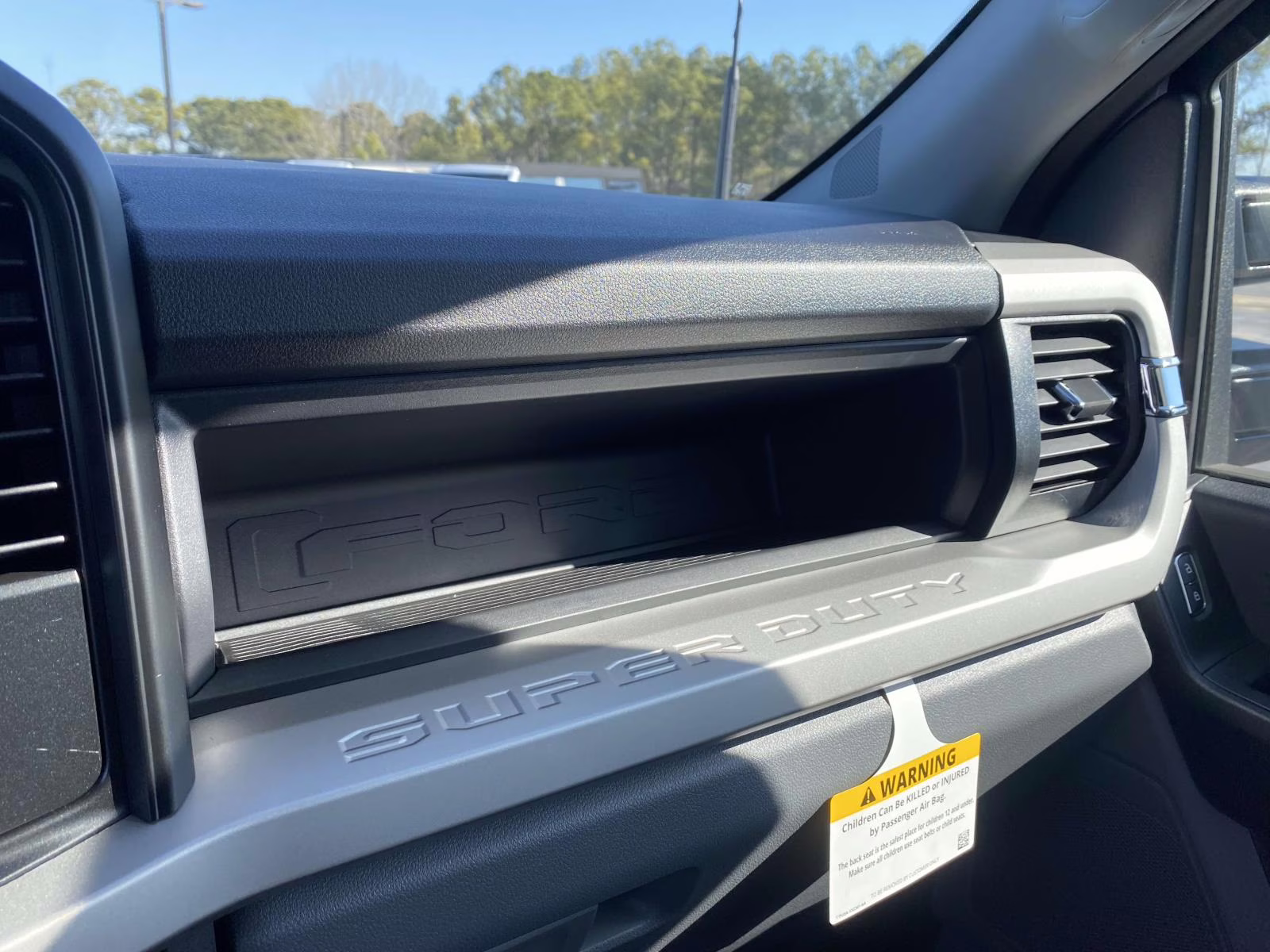 2026 Oxford White Ford Super Duty F-250 SRW XL 4X4 Truck