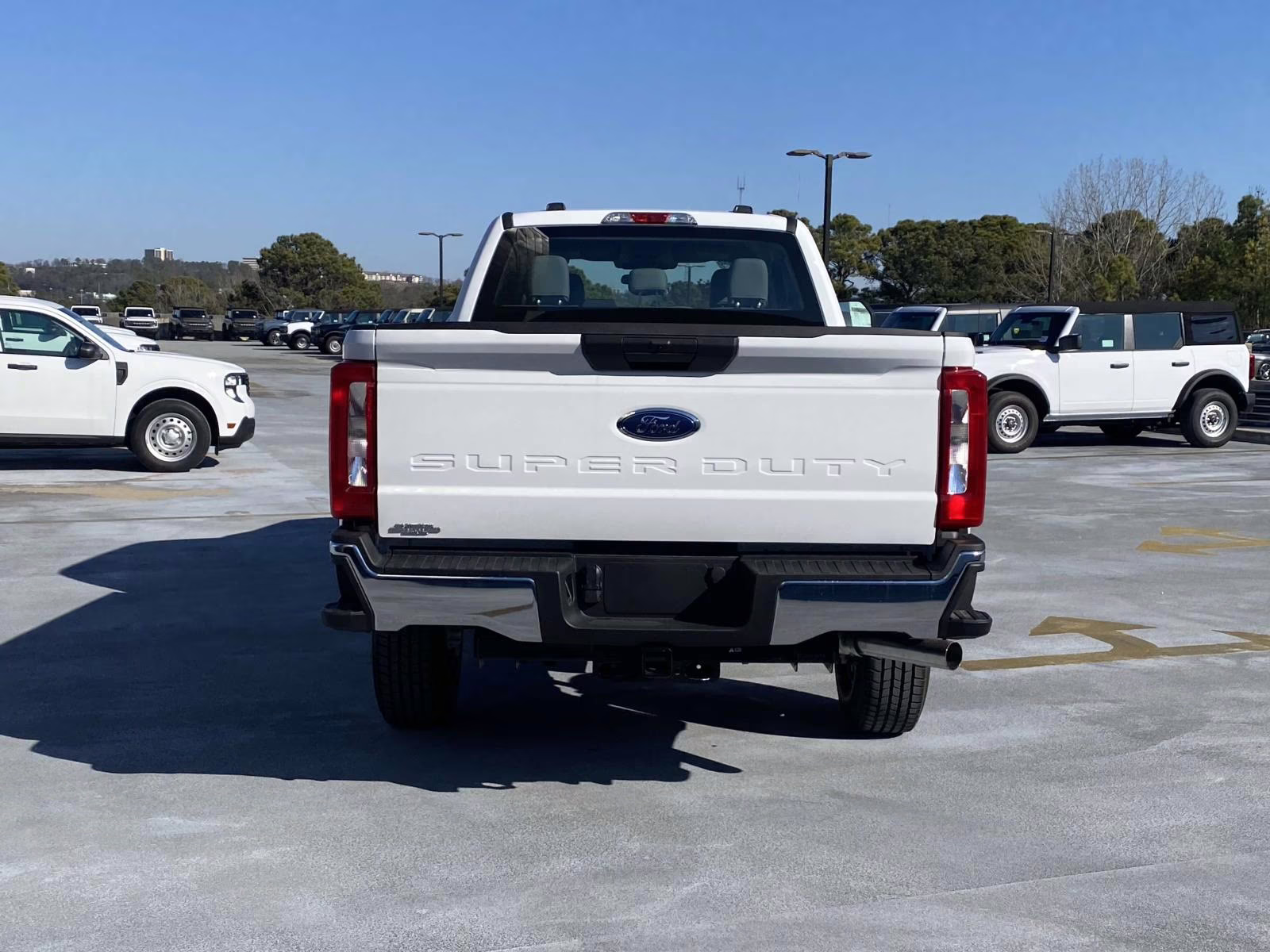 2026 Oxford White Ford Super Duty F-250 SRW XL 4X4 Truck