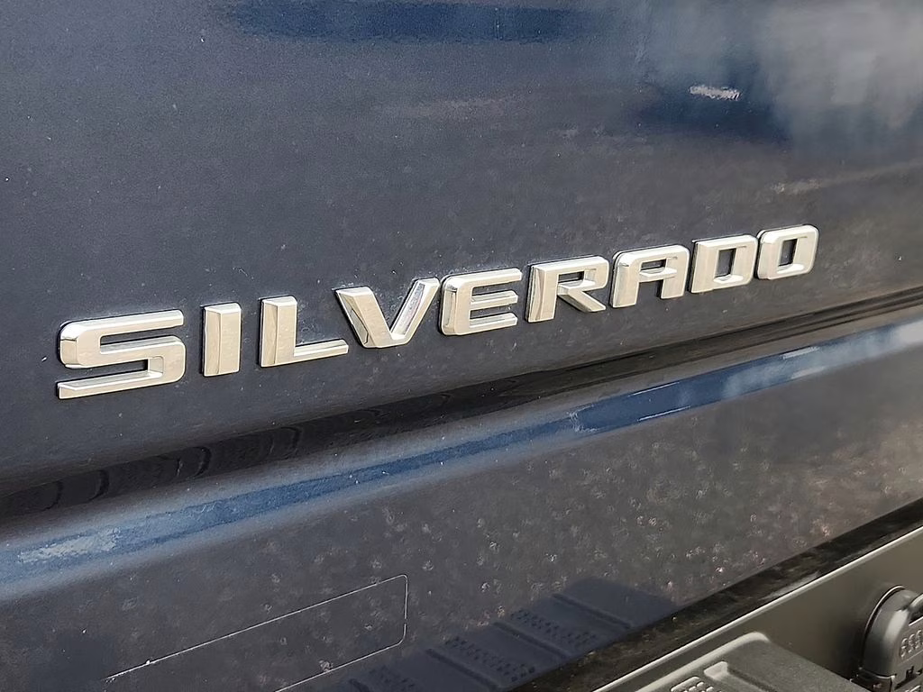 2022 Northsky Blue Metallic Chevrolet Silverado 1500 RST 4X4 Truck