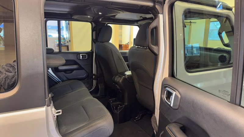 2024 Silver Jeep Wrangler 4 Door Sahara Sport Utility 4D 4X4