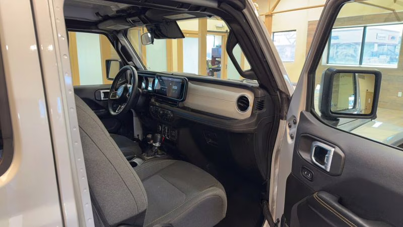 2024 Silver Jeep Wrangler 4 Door Sahara Sport Utility 4D 4X4