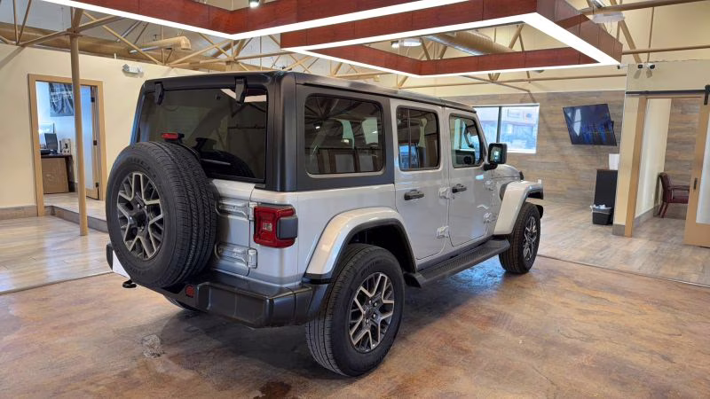 2024 Silver Jeep Wrangler 4 Door Sahara Sport Utility 4D 4X4