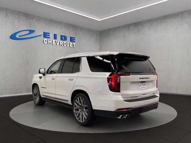 2025 White Frost Tricoat GMC Yukon Denali Ultimate 4X4 SUV