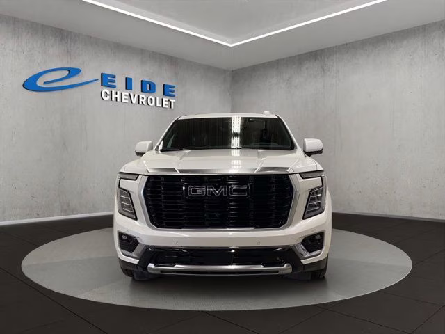 2025 White Frost Tricoat GMC Yukon Denali Ultimate 4X4 SUV