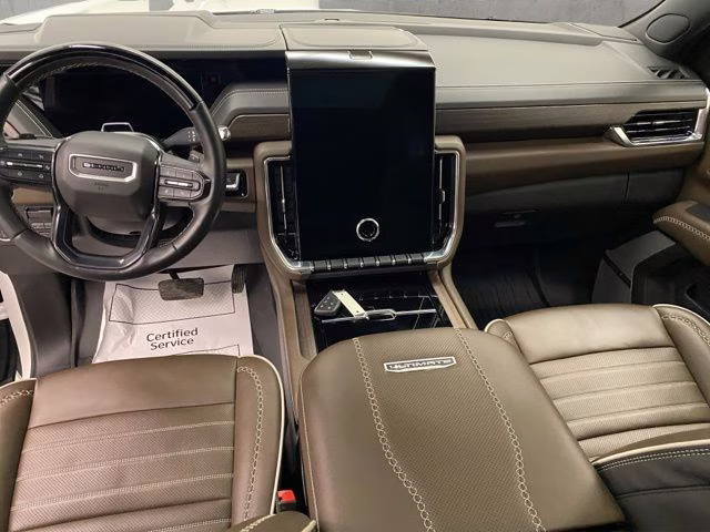 2025 White Frost Tricoat GMC Yukon Denali Ultimate 4X4 SUV