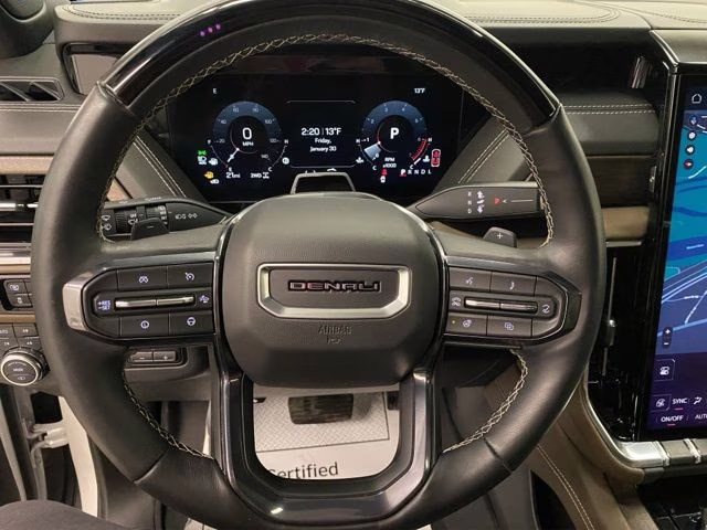 2025 White Frost Tricoat GMC Yukon Denali Ultimate 4X4 SUV