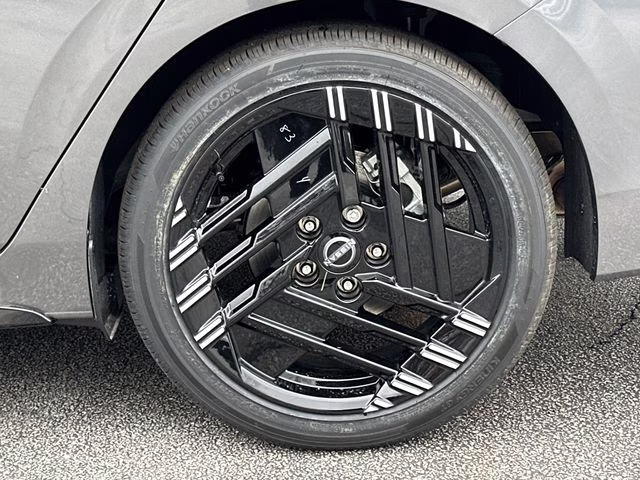 2026 Gun Metallic Nissan Sentra SR FWD Sedan