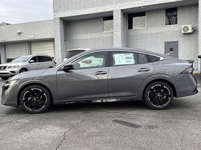 2026 Gun Metallic Nissan Sentra SR FWD Sedan