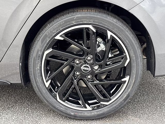 2026 Gun Metallic Nissan Sentra SR FWD Sedan