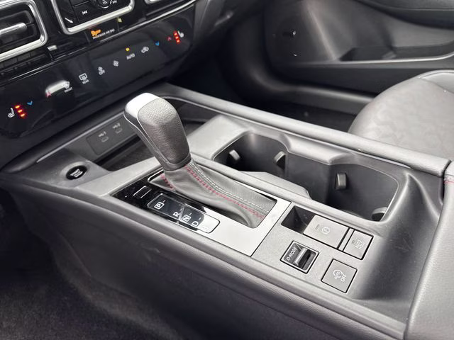 2026 Atlantic Gray/Super Black Nissan Sentra SR FWD Sedan