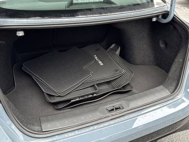 2026 Atlantic Gray/Super Black Nissan Sentra SR FWD Sedan