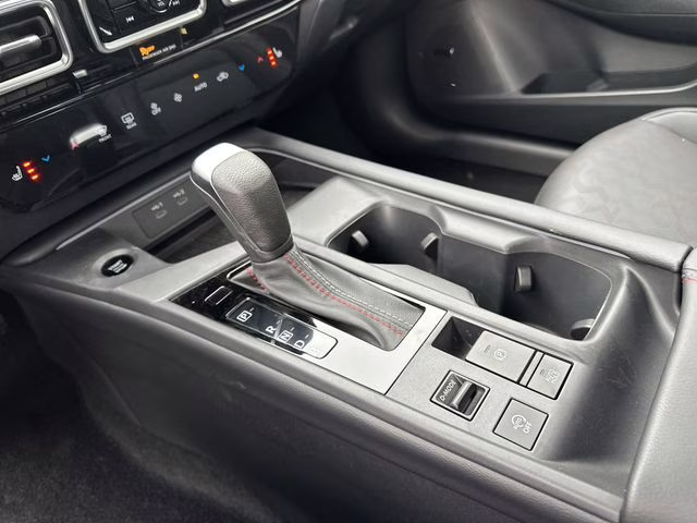 2026 Atlantic Gray/Super Black Nissan Sentra SR FWD Sedan