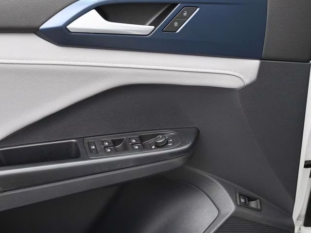 2024 White Volkswagen Taos 1.5T SE FWD SUV