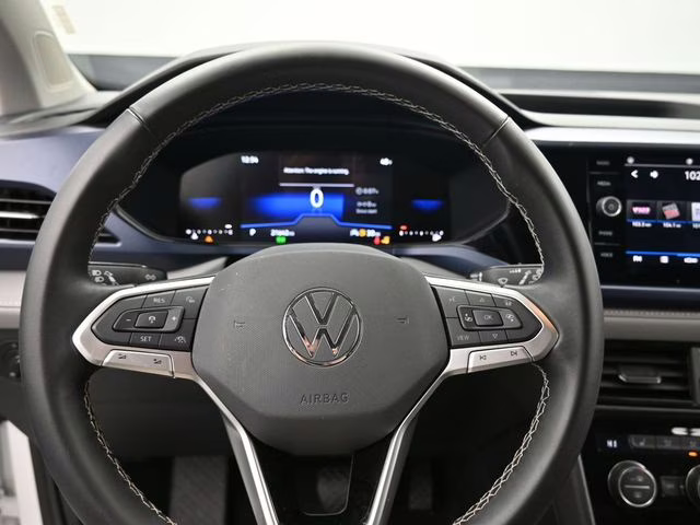 2024 White Volkswagen Taos 1.5T SE FWD SUV