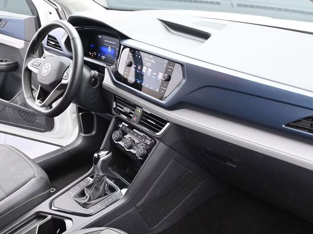 2024 White Volkswagen Taos 1.5T SE FWD SUV