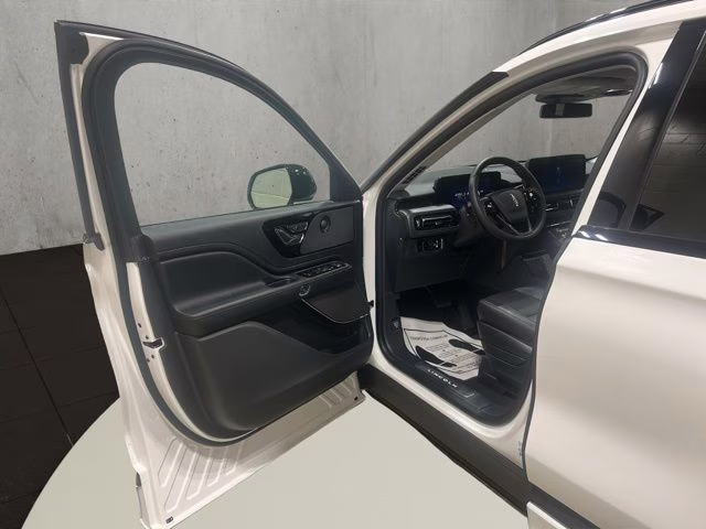 2026 Pristine White Metallic Tri-Coat Lincoln Aviator Reserve AWD SUV