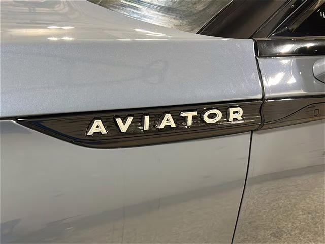 2026 Whisper Blue Metallic Clearcoat Lincoln Aviator Reserve AWD SUV