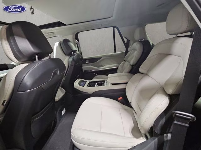 2026 Flight Blue Metallic Clearcoat Lincoln Navigator Reserve 4X4 SUV