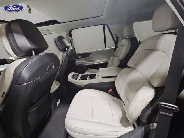 2026 Gray Mist Metallic Tri-Coat Lincoln Navigator L Reserve 4X4 SUV