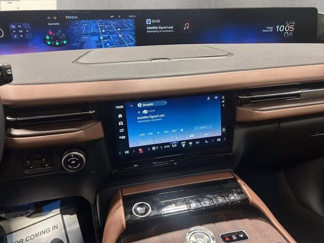 2026 Infinite Black Metallic Clearcoat Lincoln Navigator L Reserve 4X4 SUV