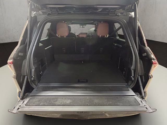 2026 Infinite Black Metallic Clearcoat Lincoln Navigator L Reserve 4X4 SUV