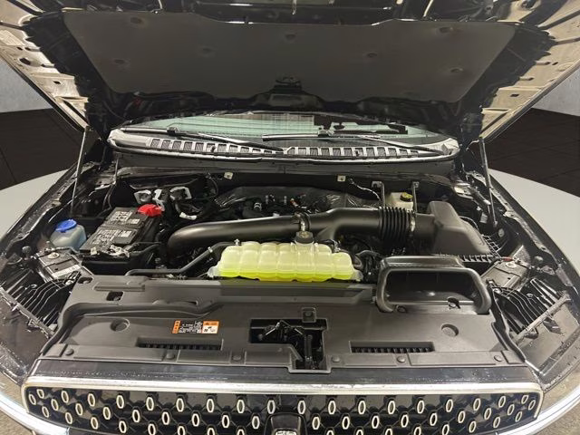 2026 Infinite Black Metallic Clearcoat Lincoln Navigator L Reserve 4X4 SUV