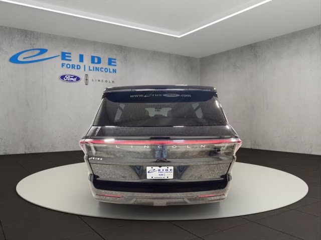 2026 Infinite Black Metallic Clearcoat Lincoln Navigator L Reserve 4X4 SUV