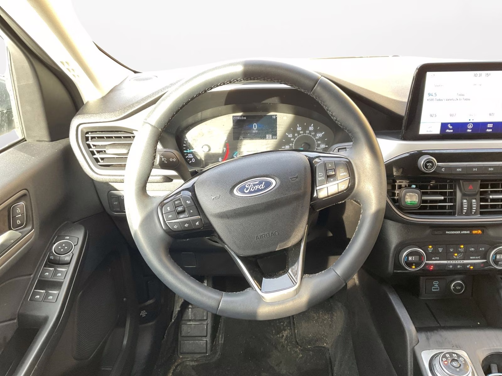 2021 Silver Metallic Ford Escape SE AWD SUV