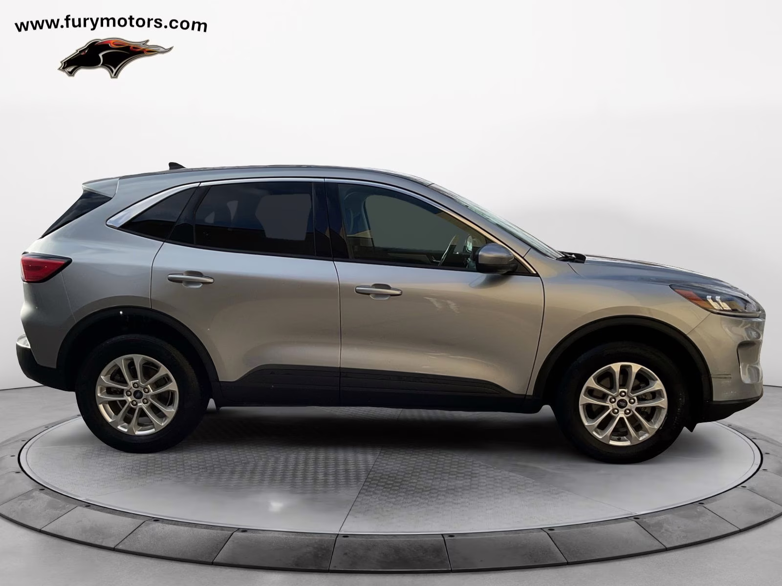 2021 Silver Metallic Ford Escape SE AWD SUV