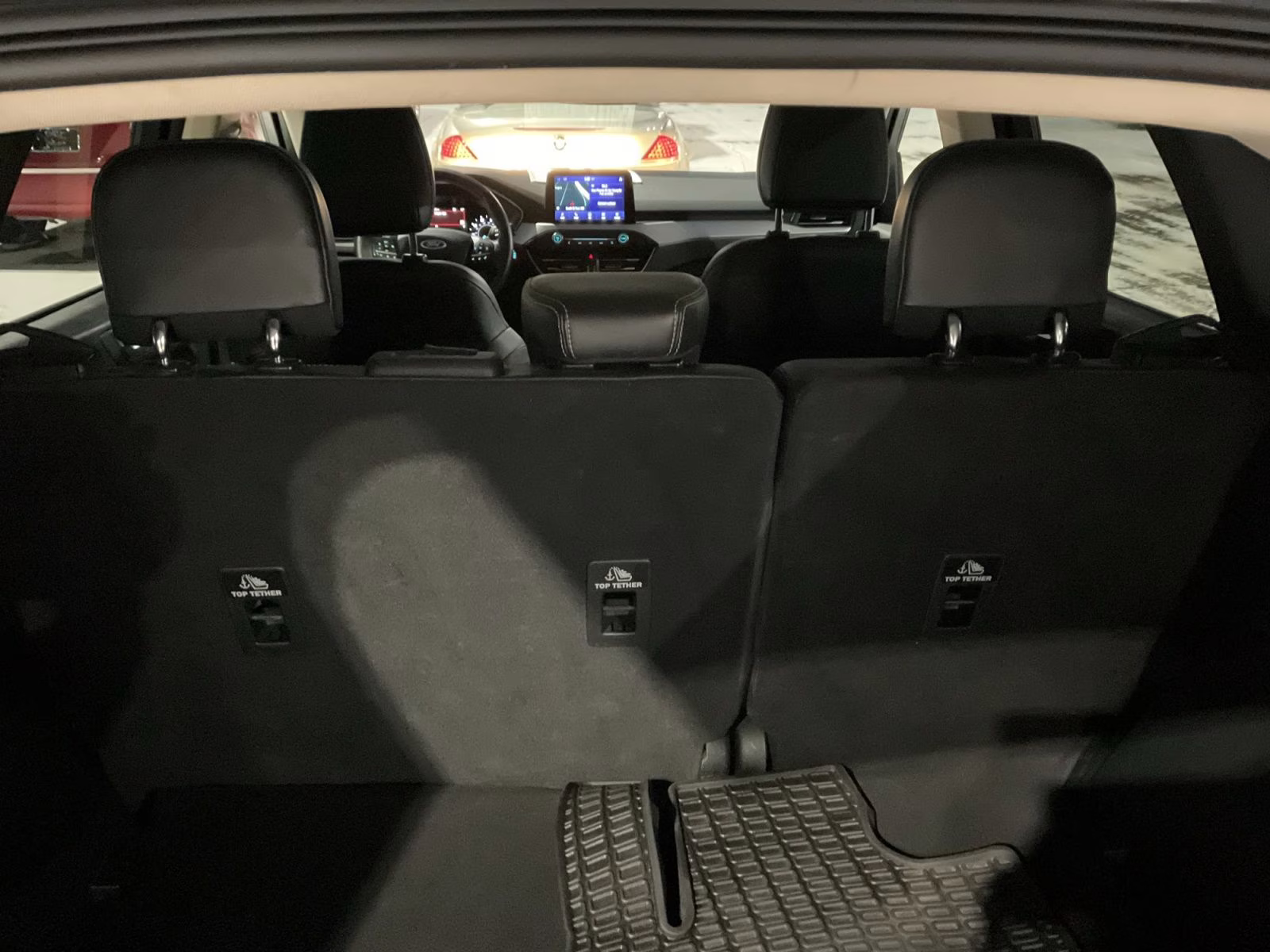 2021 Silver Metallic Ford Escape SE AWD SUV