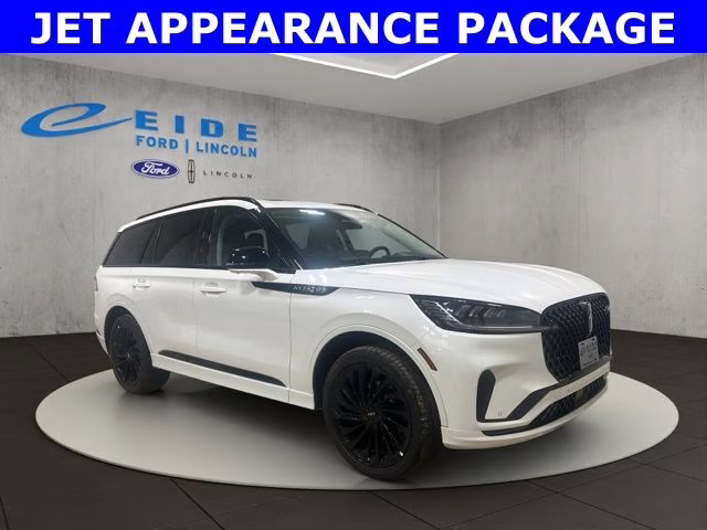 2026 Pristine White Metallic Tri-Coat Lincoln Aviator Reserve AWD SUV