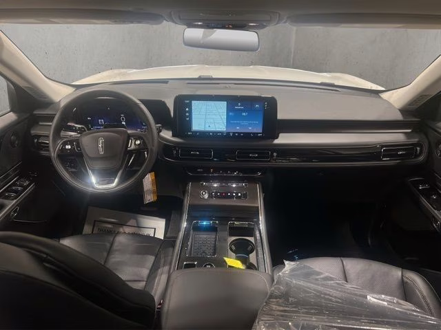 2026 Pristine White Metallic Tri-Coat Lincoln Aviator Reserve AWD SUV