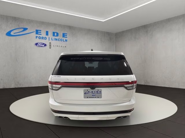 2026 Pristine White Metallic Tri-Coat Lincoln Aviator Reserve AWD SUV