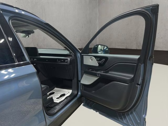 2026 Whisper Blue Metallic Clearcoat Lincoln Aviator Reserve AWD SUV