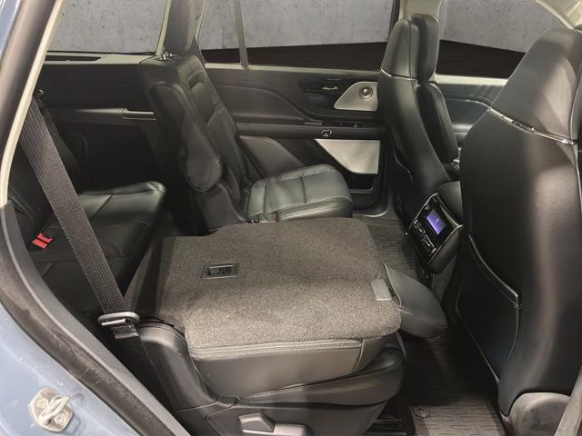 2026 Whisper Blue Metallic Clearcoat Lincoln Aviator Reserve AWD SUV