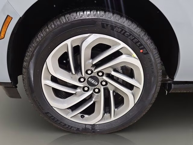 2026 Gray Mist Metallic Tri-Coat Lincoln Navigator L Reserve 4X4 SUV