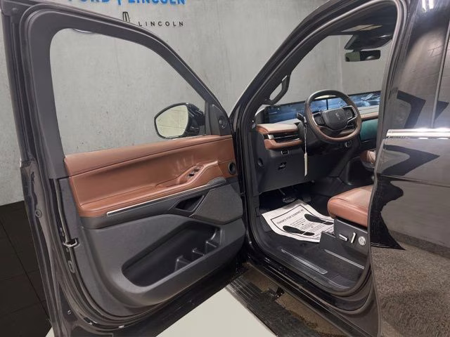 2026 Infinite Black Metallic Clearcoat Lincoln Navigator L Reserve 4X4 SUV