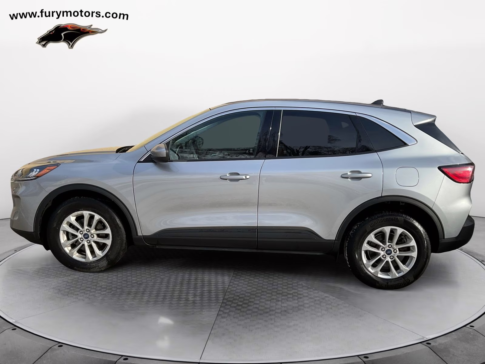 2021 Silver Metallic Ford Escape SE AWD SUV