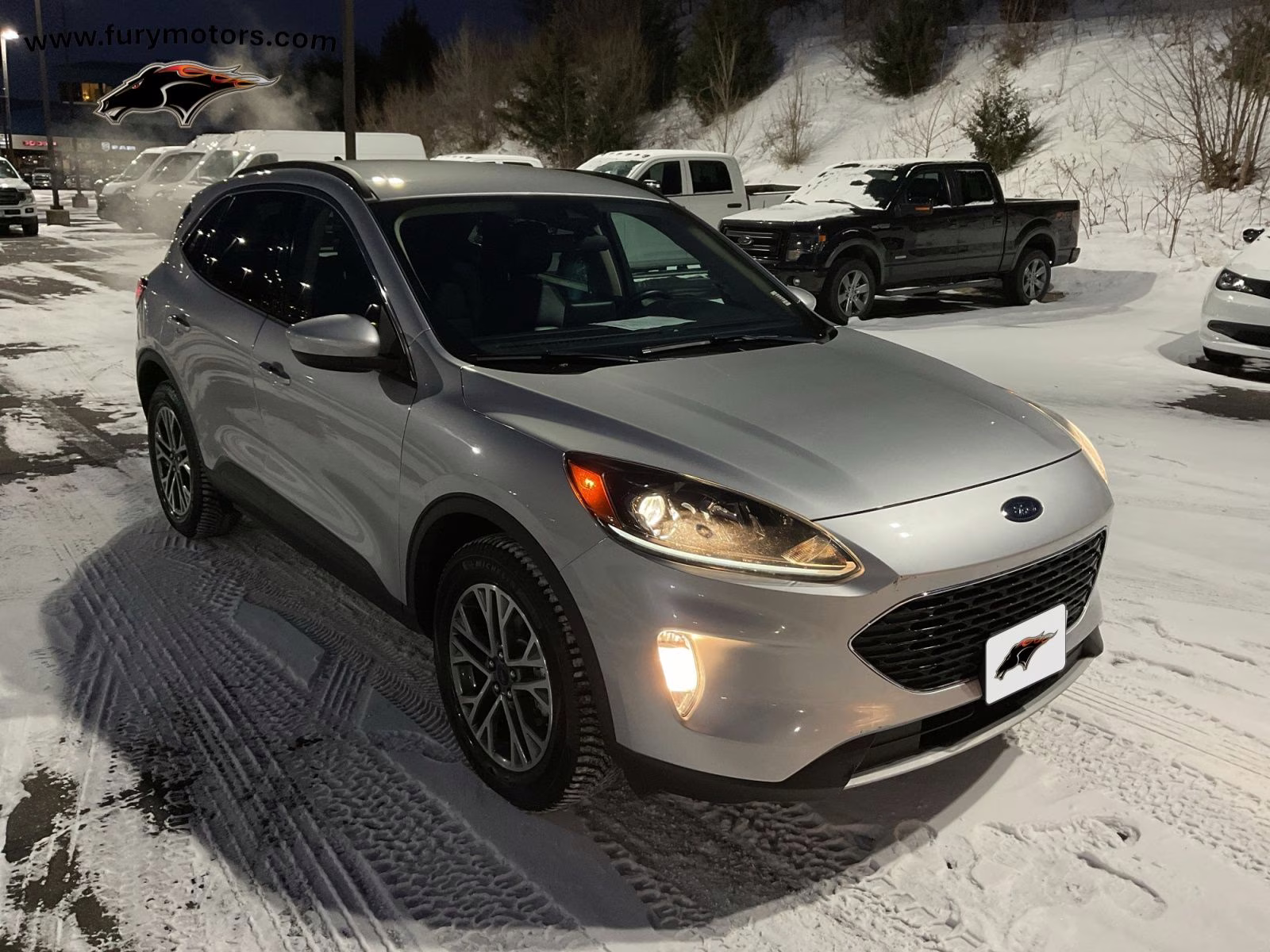 2021 Silver Metallic Ford Escape SE AWD SUV