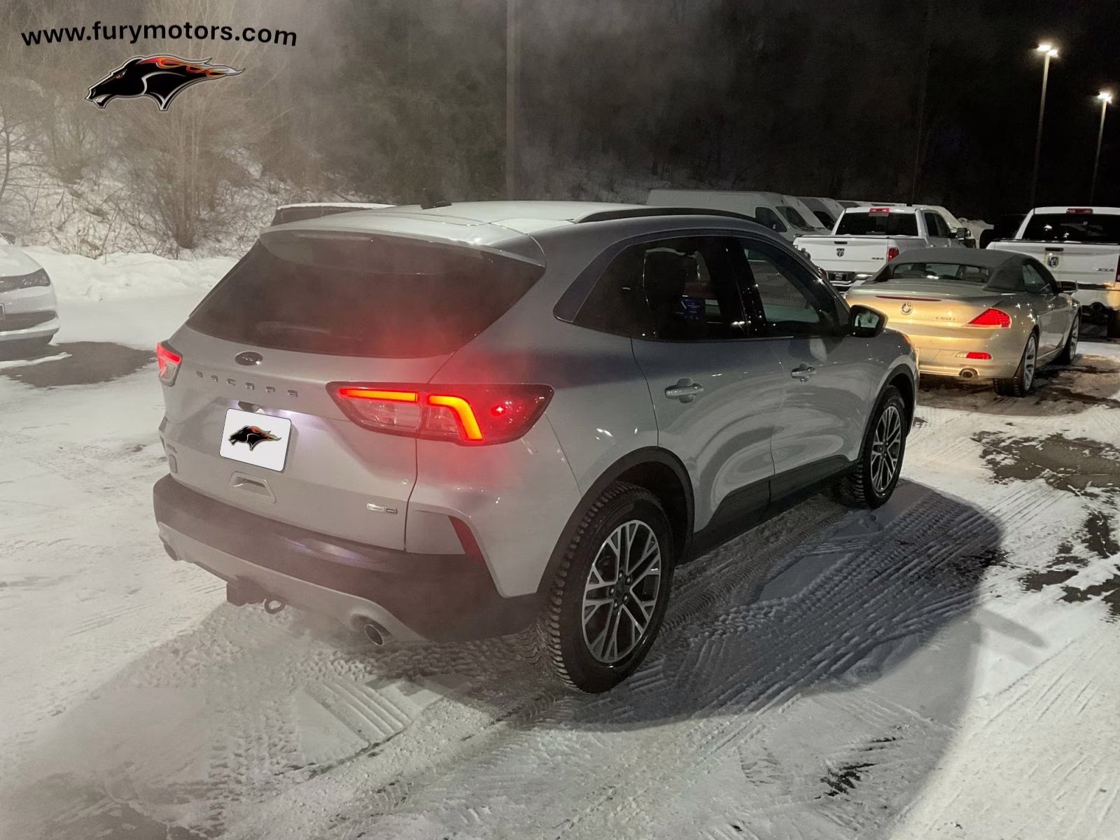 2021 Silver Metallic Ford Escape SE AWD SUV