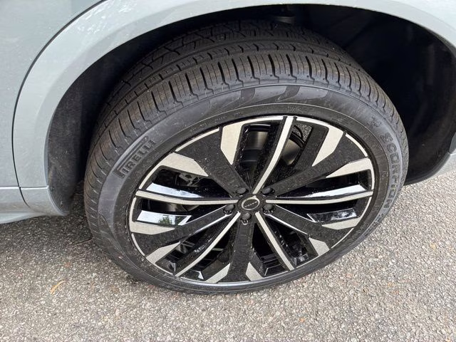 2026 Vapour Grey Volvo XC90 B6 Ultra 7-Seater AWD SUV
