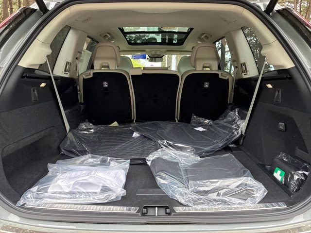 2026 Vapour Grey Volvo XC90 B6 Ultra 7-Seater AWD SUV
