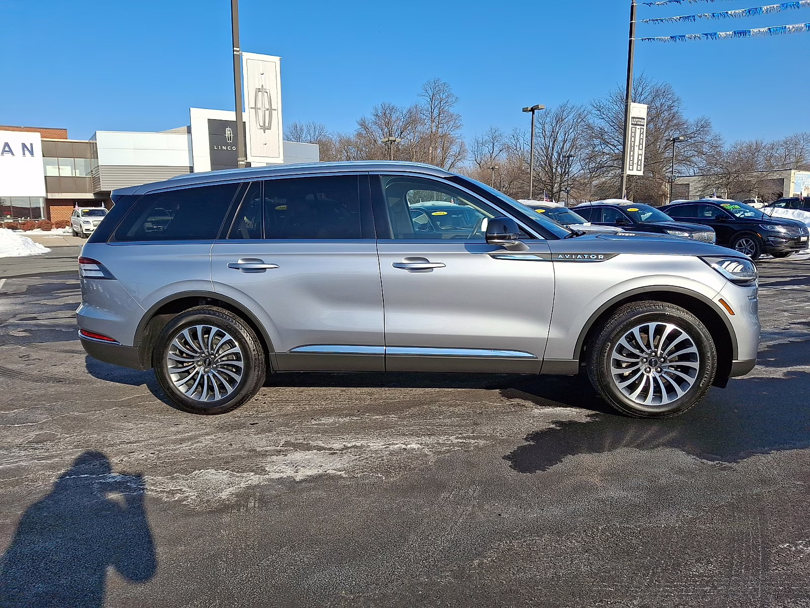 2022 Silver Radiance Metallic Clearcoat - JS Lincoln Aviator Reserve AWD