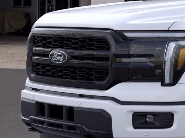 2026 Star White Metallic Tri-Coat Ford F-150 Lariat 4X4 Truck