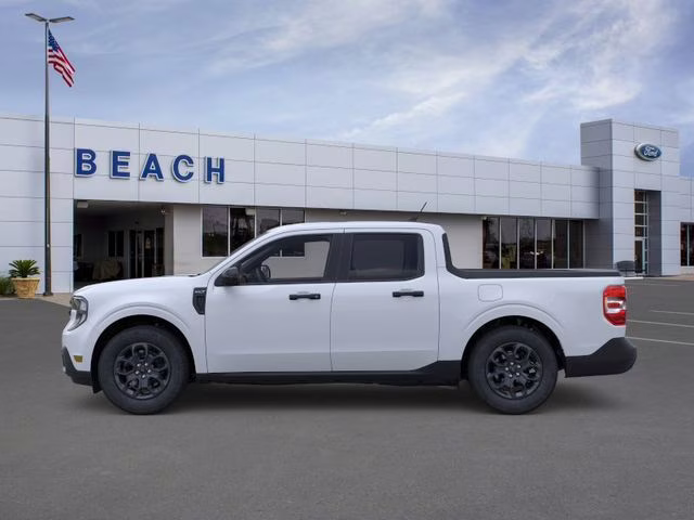 2026 Space White Metallic Ford Maverick XLT AWD Truck