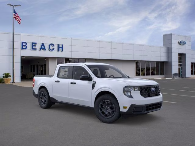 2026 Space White Metallic Ford Maverick XLT AWD Truck