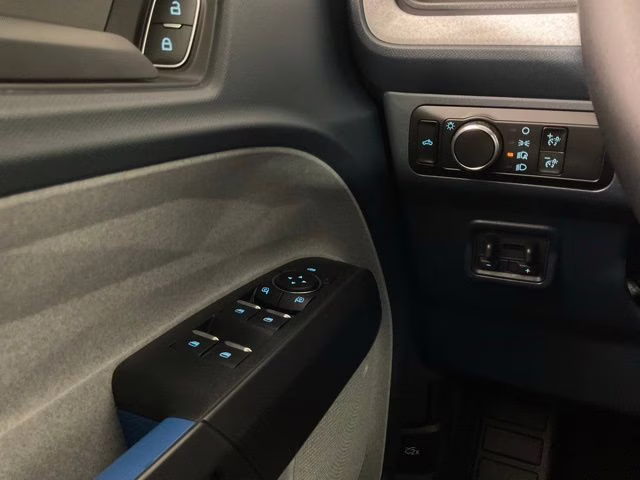 2026 White Metallic Ford Maverick XLT AWD Truck